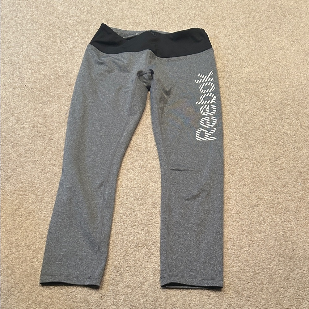 Reebok XS Charcoal and Black capri Leggings